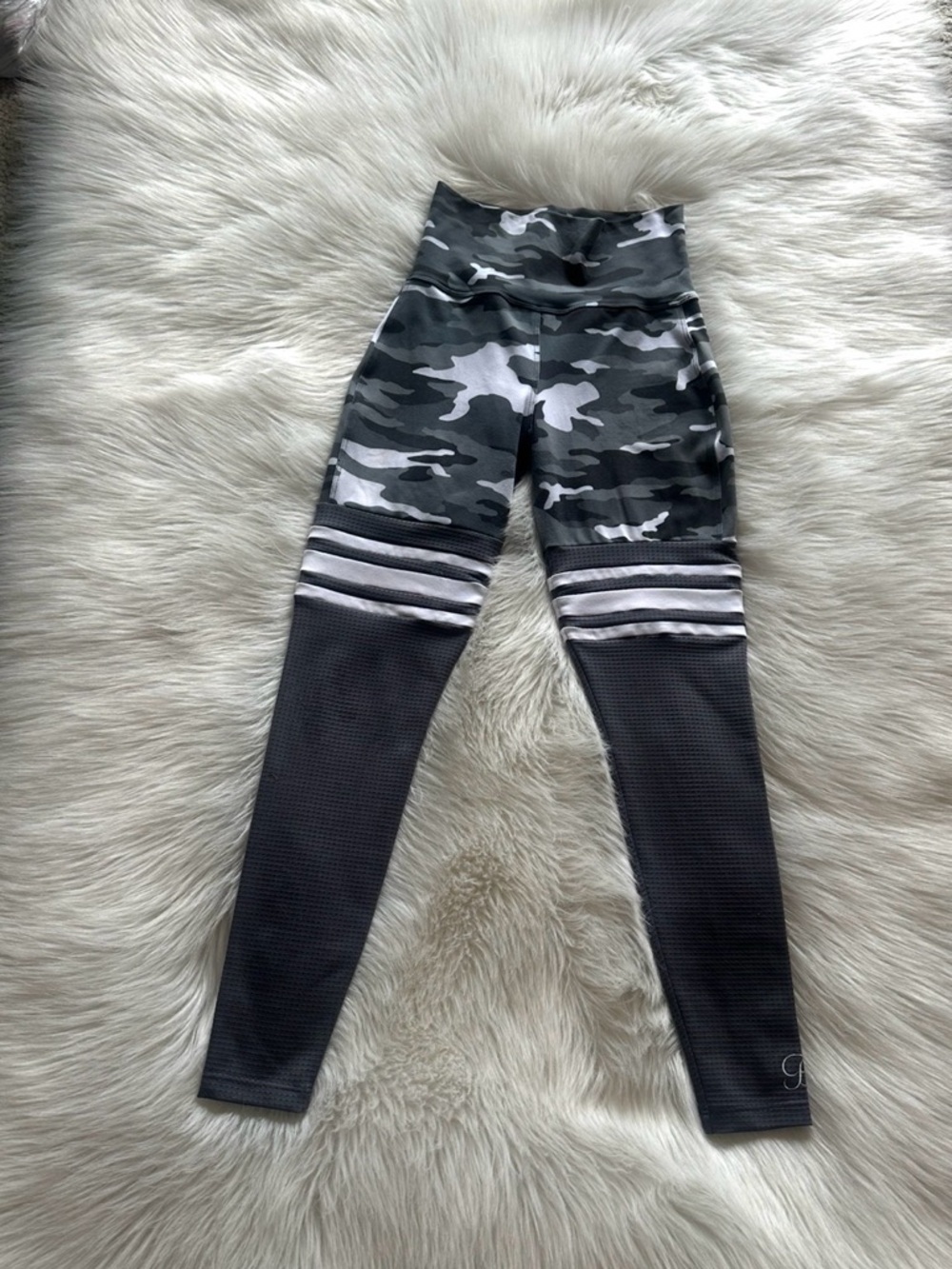 Bombshell Sportswear Gray Camo High-Waist Leggings Thigh Highs. XS.
